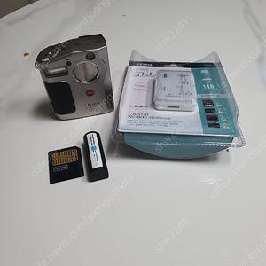 LEICA digilux zoom