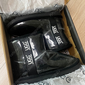 (가격내림) UGG 어그 키즈 부츠 13-2 클리어부츠