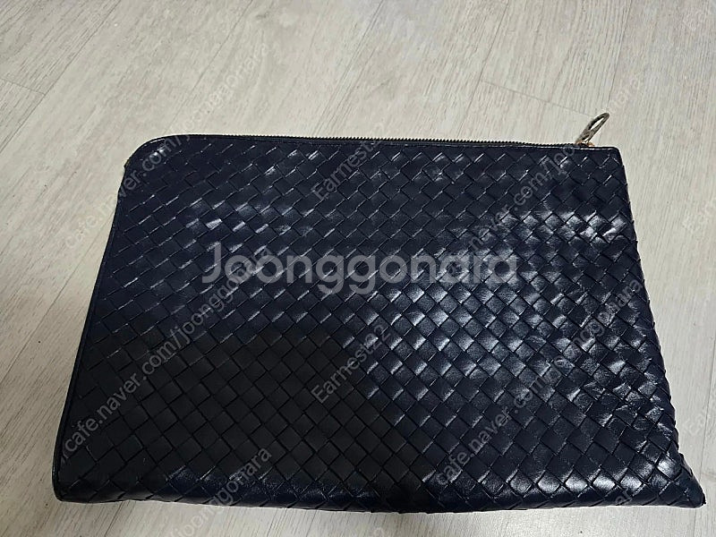 (정품) 보테가베네타 인트레치아토 클러치백 라지 (명품...--1