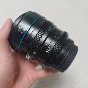 시루이 나이트워커 24mm T1.2 소니마운트