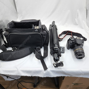 본체 : 캐논 EOS 700D+탐론렌즈+삼각대+가방