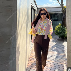 예지스 카프리팬츠