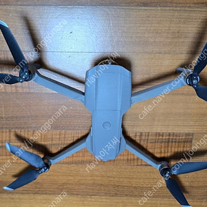 DJI 에어2 드론 콤보 (배터리는 총 3개 + 가방 포함) 10번 정도 사용함