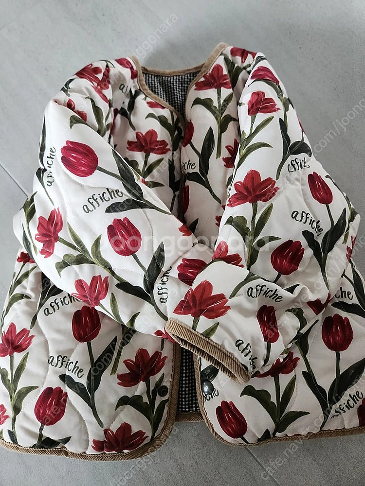 리미떼두두 패딩L 25000원--0