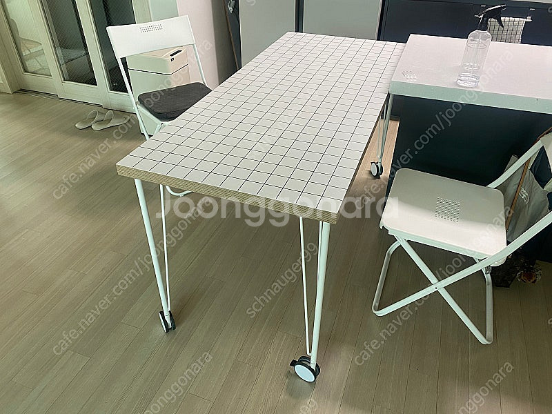 이케아 락캅텐(격자 패턴 상판 140x60cm)+ 크릴...--0