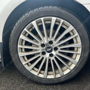 아우디 a6 c8 순정휠 18인치 한대분