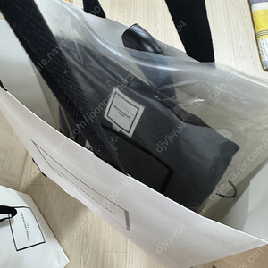 우영미블랙 집업 스웨트셔츠 W251TS40751B