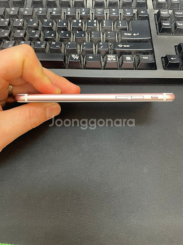 아이폰6S 로즈골드 64GB 가성비좋은 중고9만팝니다.--6