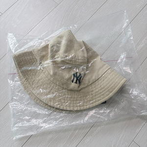 엠엘비키즈 모자