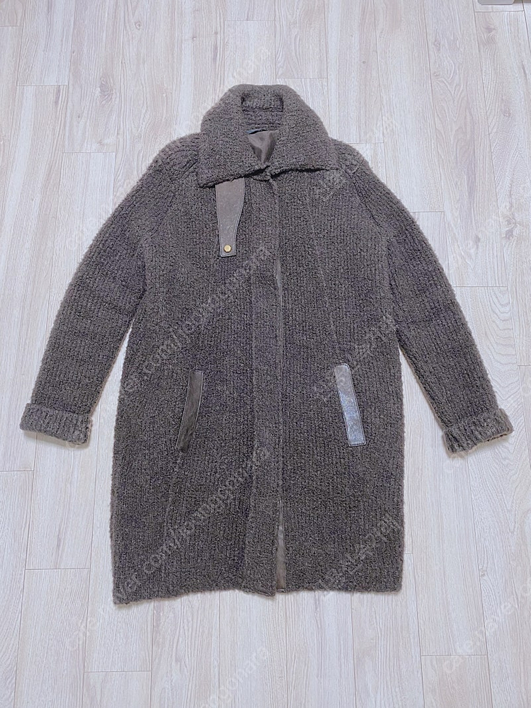 한섬)Time 타임 니트 뽀글이 롱가디건 부클 자켓 코트 점퍼 원피스 스커트 팬츠 마인 Sjsj 시스템 테디베어코트--1