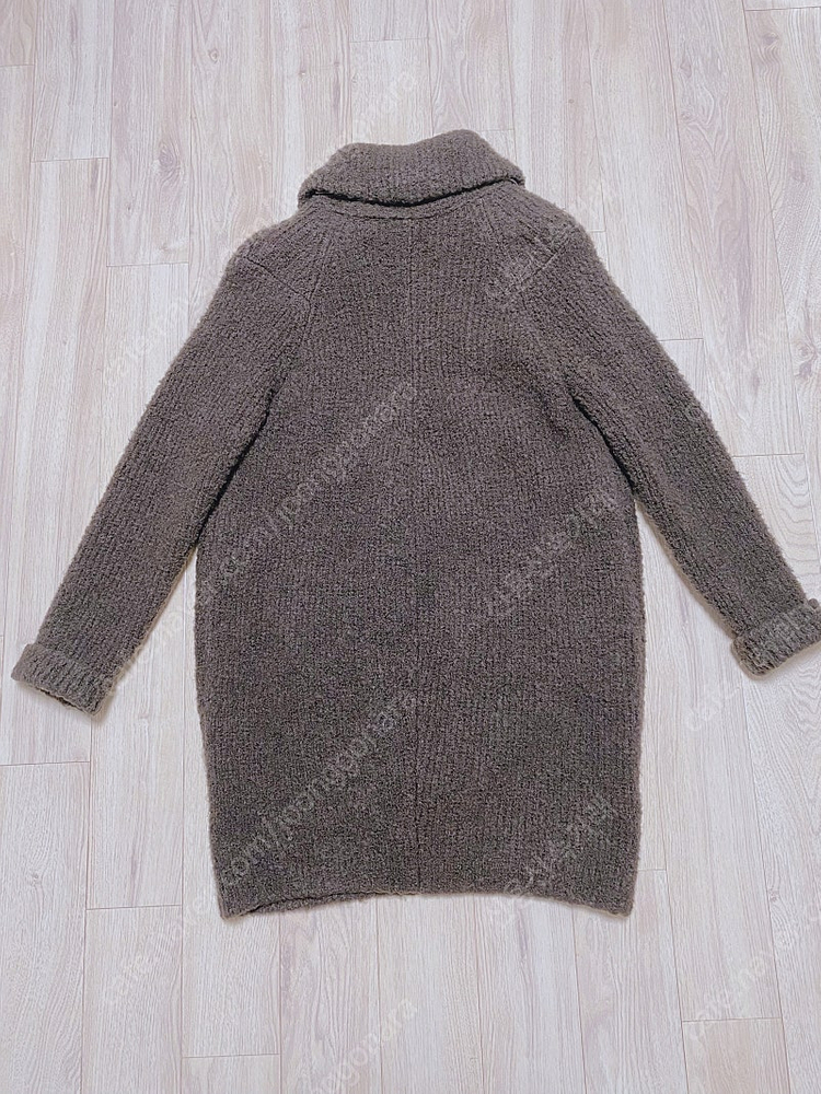 한섬)Time 타임 니트 뽀글이 롱가디건 부클 자켓 코트 점퍼 원피스 스커트 팬츠 마인 Sjsj 시스템 테디베어코트--2