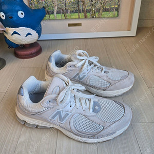 뉴발란스 M2002RAA 운동화