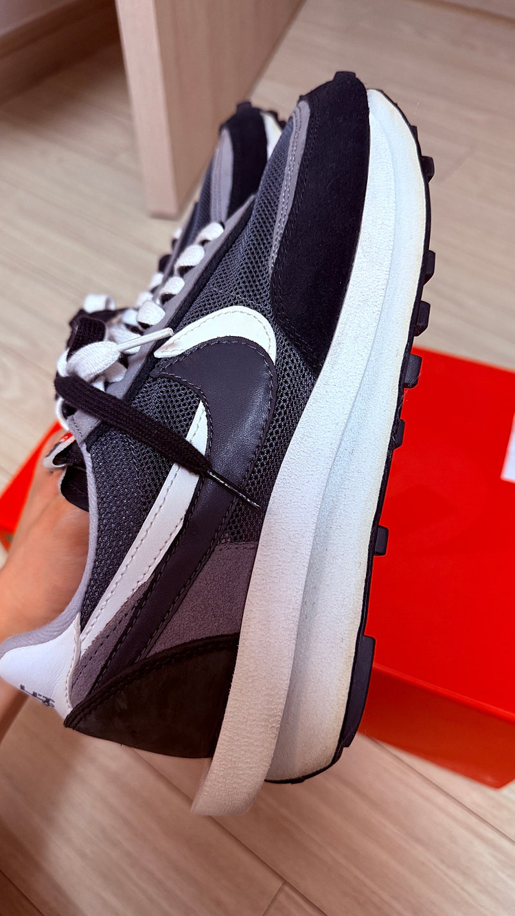 나이키 사카이LDV 검흰 265 이미지