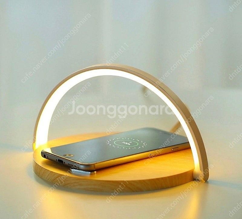 우드로하우스 무드등 고속 무선충전기 새상품 13000원--3