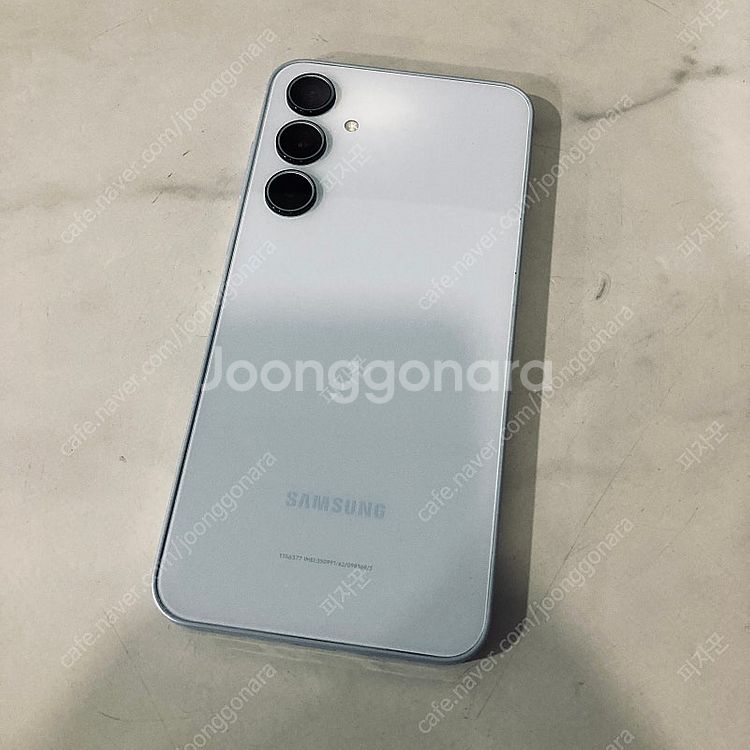 갤럭시 A35 블루 128기가 새폰급 S급 33만원 판...--1