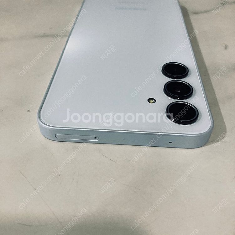 갤럭시 A35 블루 128기가 새폰급 S급 33만원 판...--3