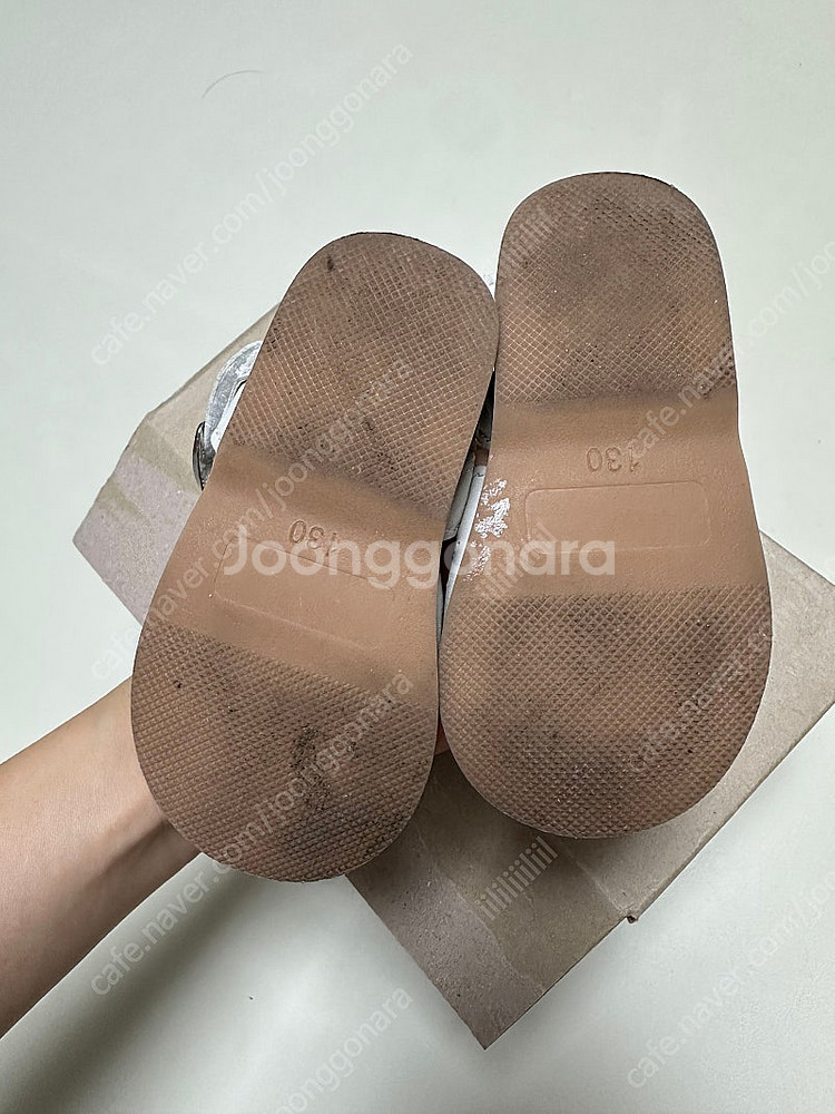 메리앤본 아일렛 샌들 베이지 130--1