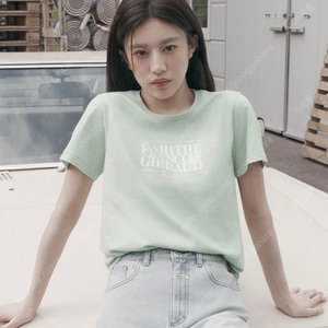 [새상품] 마리떼 클래식 로고 반팔티셔츠 라이트그린 M (고윤정) | 무신사 마뗑킴 시티브리즈 썸웨어버터 시엔느 로라로라