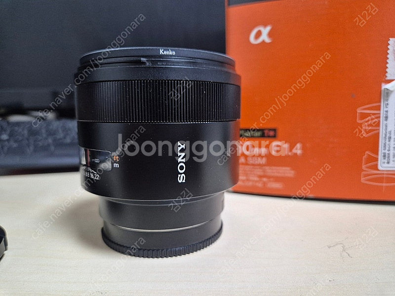 소니 알파마운트 50mm F1.4za 칼쩜사 팝니다.--1