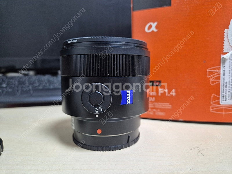 소니 알파마운트 50mm F1.4za 칼쩜사 팝니다.--2