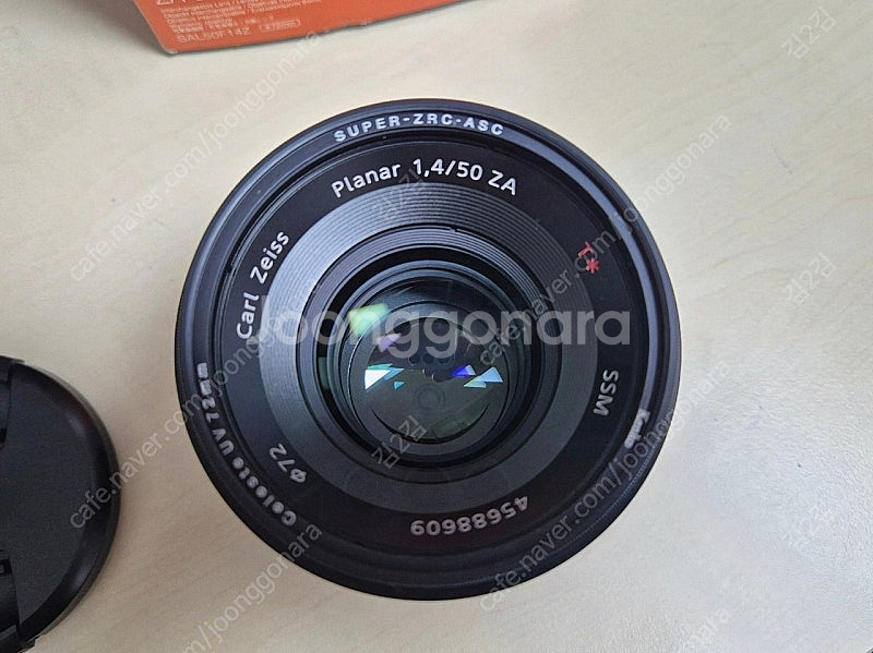 소니 알파마운트 50mm F1.4za 칼쩜사 팝니다.--3