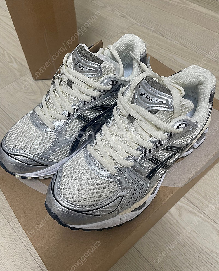 아식스 젤카야노14 225--1