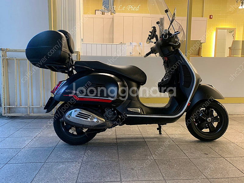 베스파 gts300 21년식 판매합니다--1