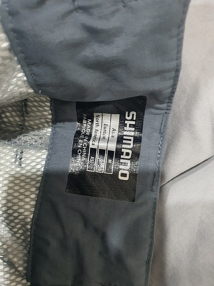 시마노 넥서스 낚시복 이미지