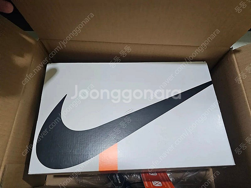 나이키 베이퍼플라이 4 프로토 색상 260mm--0