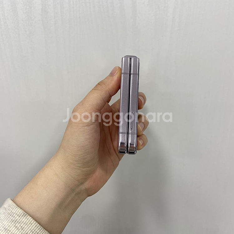 84715 A급. 갤럭시Z플립4 256기가 라벤더 삼성...--3