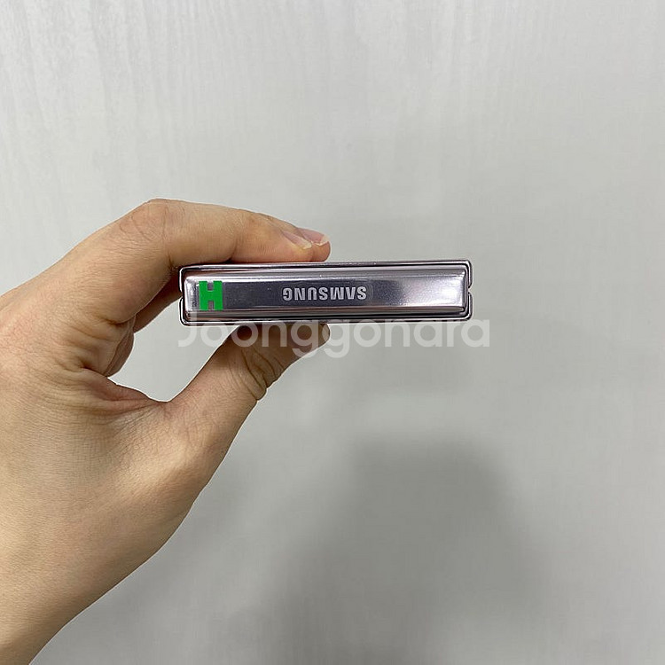 84715 A급. 갤럭시Z플립4 256기가 라벤더 삼성...--6