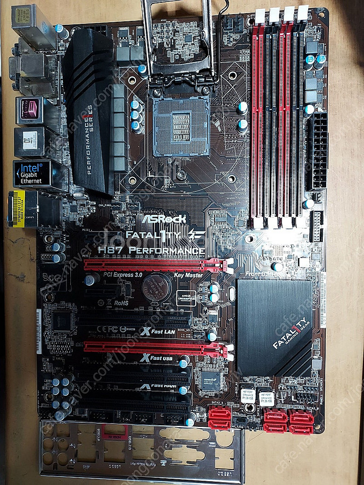 H97, H87, B85, P55A , X58 보드 등 1150, 1156, 1366 소켓 보드들 팝니다--1