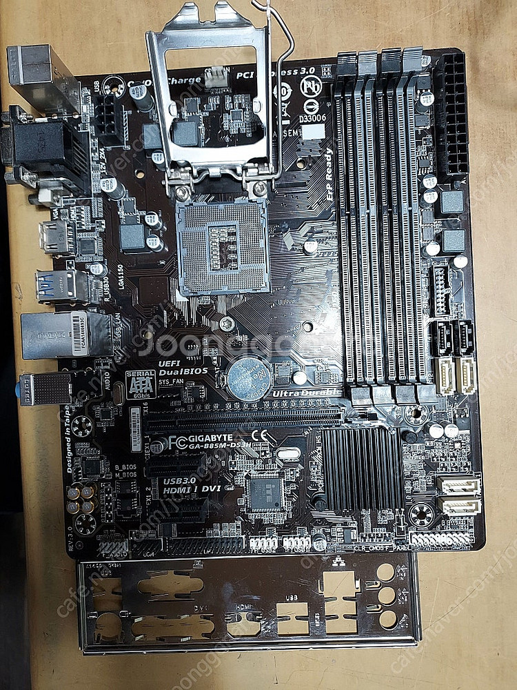 H97, H87, B85, P55A , X58 보드 등 1150, 1156, 1366 소켓 보드들 팝니다--5