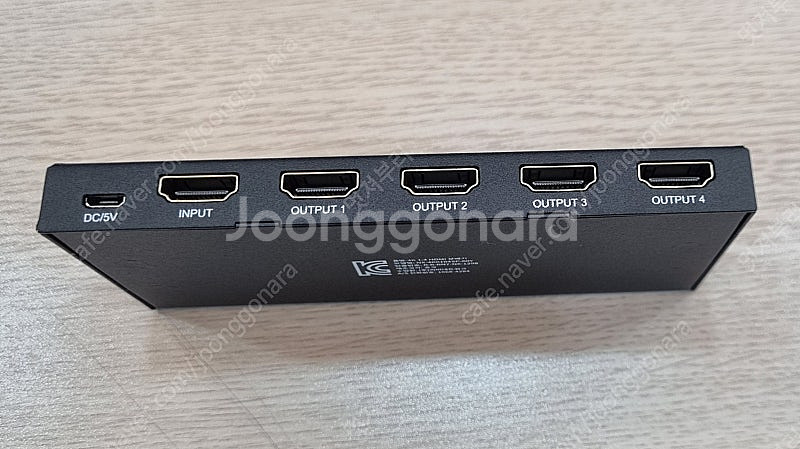 넥시 HDMI 1 : 4 분배기--1