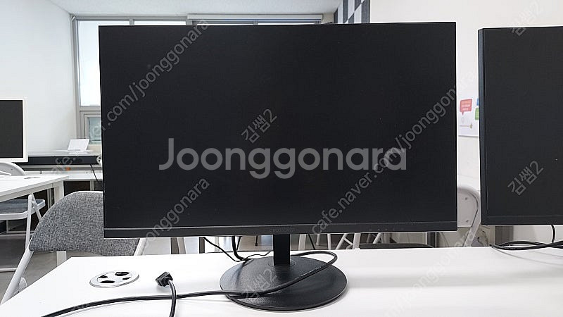 24인치 FHD IPS 모니터 6만원 - 상태 최상--1