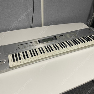 Korg Triton LE 76건반 25만원