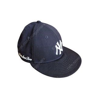 뉴에라 X 에임레온도르 59fifty 7 1/4 사이즈.