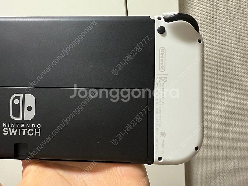 닌텐도스위치 OLED s급(2024년구매 실사용적음)--6