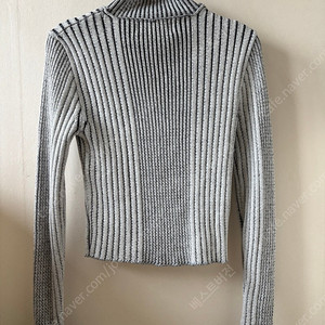 마뗑킴 스냅 카라 니트 가디건