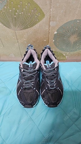 뉴발란스 여성 트레일 런닝화--0