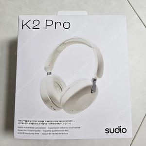 수디오 K2 PRO 화이트 노이즈캔슬링 블루투스 헤드폰 10만원 팝니다