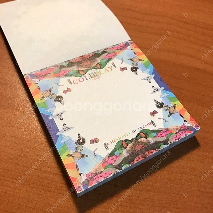 콜드플레이 굿즈 러브버튼 러브뱃지 메모지 떡메 티셔츠--2
