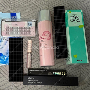 화장품 6개 일괄(에딧비 크림,코스노리 아이라이너,홀리카 글리터,깜빡 속눈썹 등)
