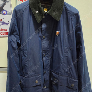 바버 x 메종 키츠네 뷰포트 왁스 자켓 인디고 라지