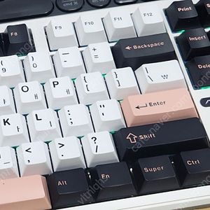 독거미 키보드 f108 올리비아 화이트 경해축