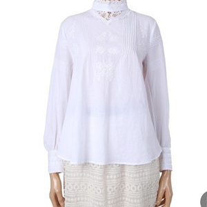 무배 새상품 S 자수 밴드넥 화이트 블라우스 써스데이아일랜드