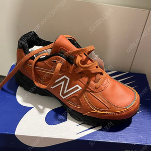 뉴발란스 990v4 Made in USA