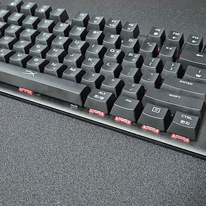 HyperX Alloy Origin Core 적축