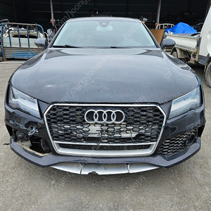 아우디 a7 3.0tdi 콰트로 14년식 차량 부품판매합니다.