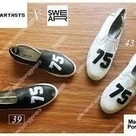 (가격내림 )영국정품 LES (ART)ISTS X SWEAR 슬립온 검정 새상품 40사이즈 7만원 GD 로로피아나 발렌시아가 스캇 피마원 마르지엘라 알렉산더왕